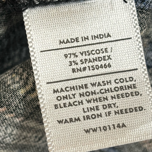 Magnolia Grace Asymmetrical Hem Long Sleeve Women Size L Viscose - Picture 6 of 6